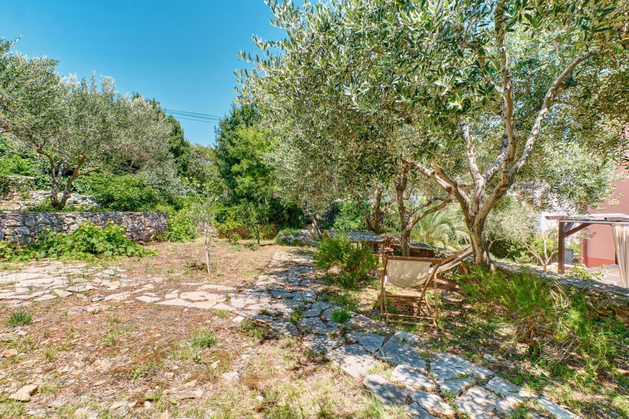 Providenca Accommodation Mali Lošinj Kültér fotó