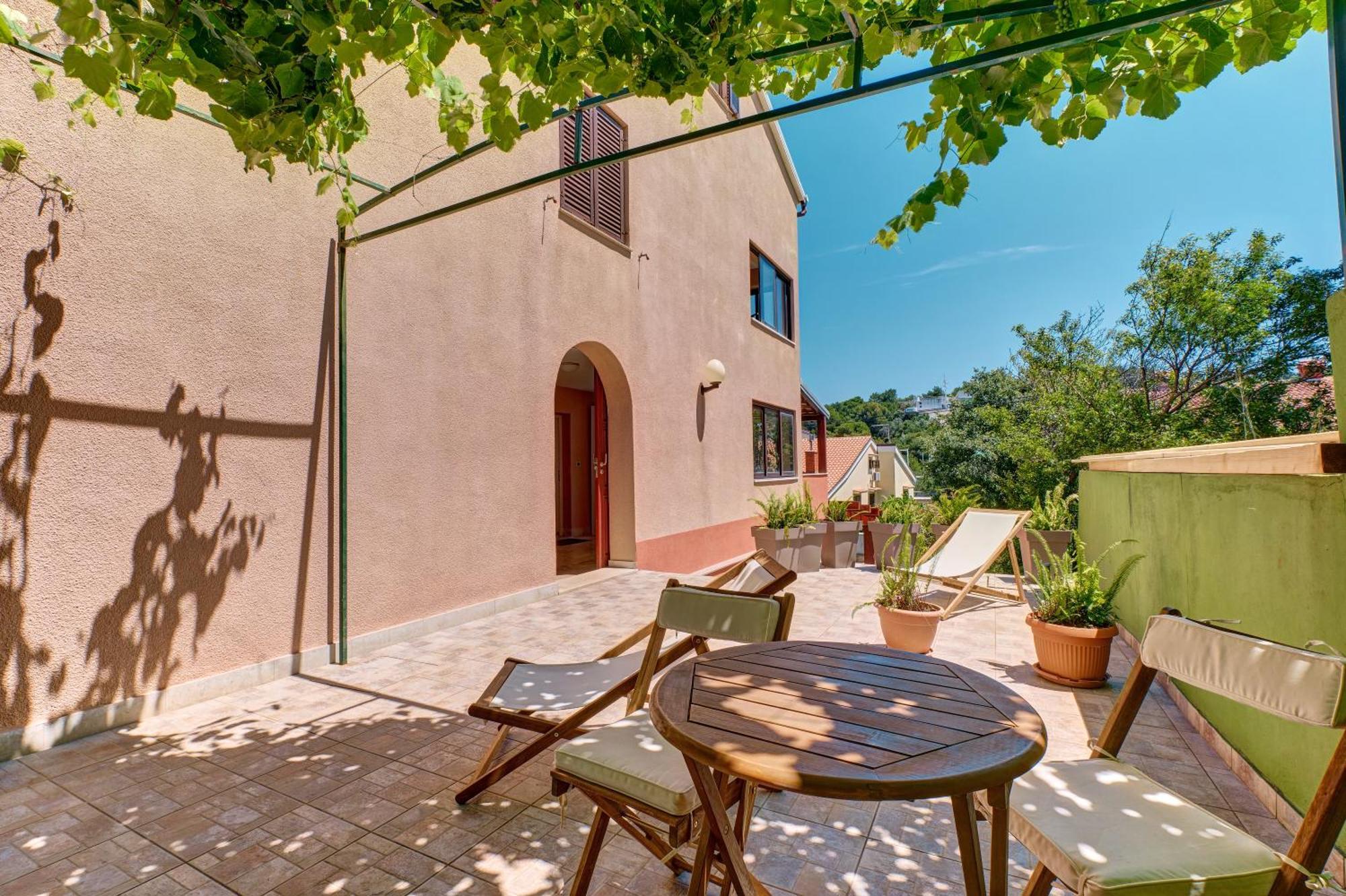 Providenca Accommodation Mali Lošinj Kültér fotó